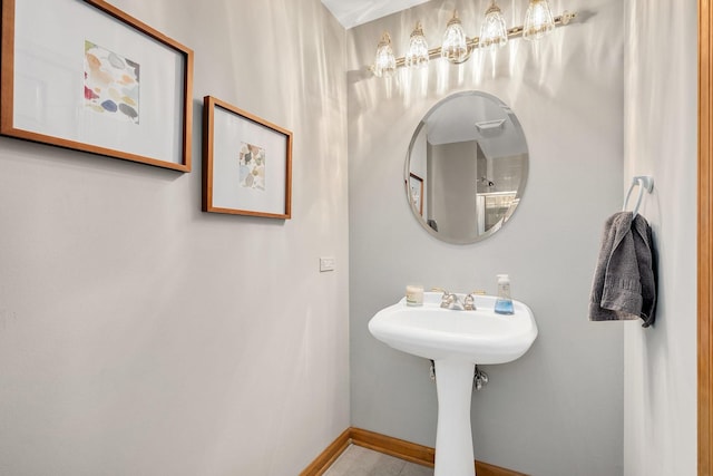 bathroom featuring baseboards