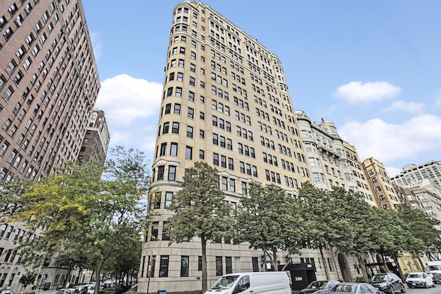 3300 N Lake Shore Dr Unit 12B, Chicago, IL 60657 - view of building exterior