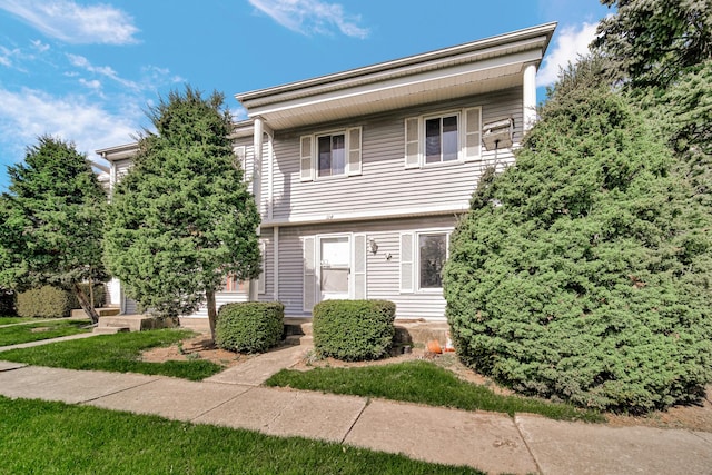 114 Pilgrim Ct, Bolingbrook, IL 60440 - view of front facade