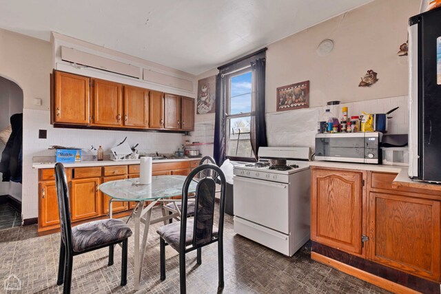 2304 N Kenneth Ave, Chicago, IL 60639 - photo 5