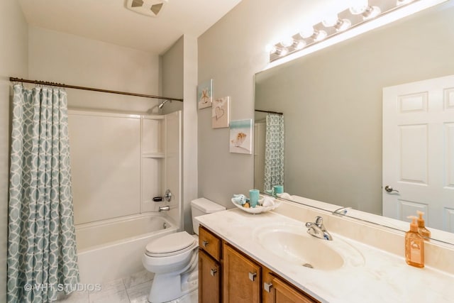1674 Francis Dr, Pingree Grove, IL 60140 - full bathroom with toilet, vanity, and shower / bath combo with shower curtain