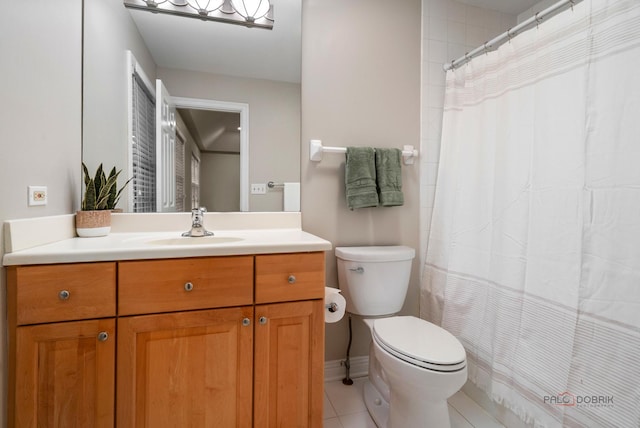 590 Academy Woods Dr, Lake Forest, IL 60045 - full bath with vanity, tile patterned floors, and curtained shower