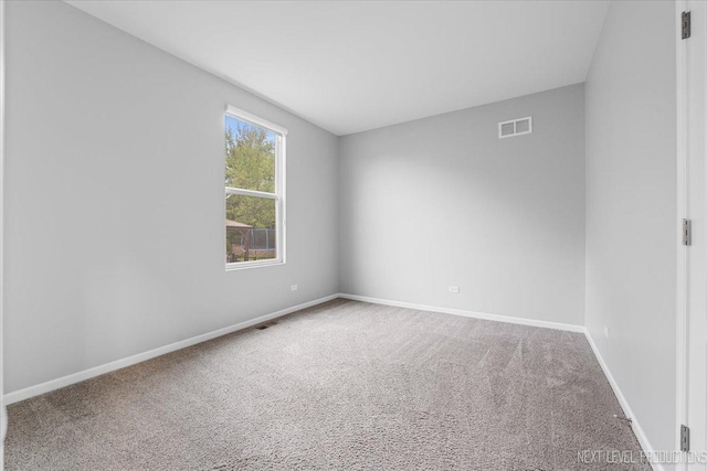 719 Foxborough Rd, South Elgin, IL 60177 - spare room with carpet and baseboards