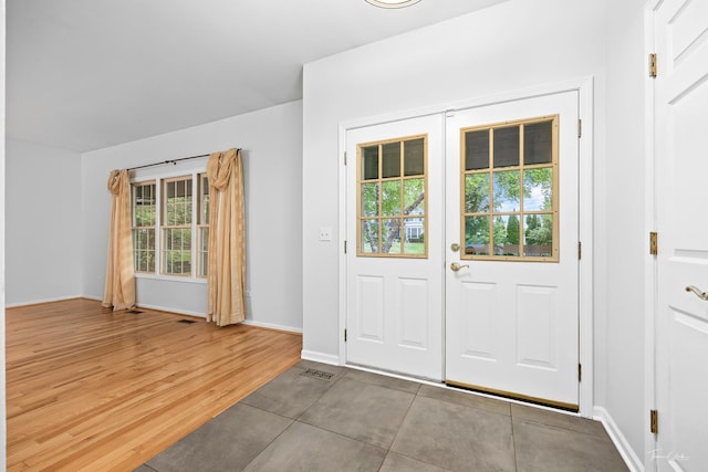 849 Brompton Cir, Bolingbrook, IL 60440 - foyer entrance featuring baseboards