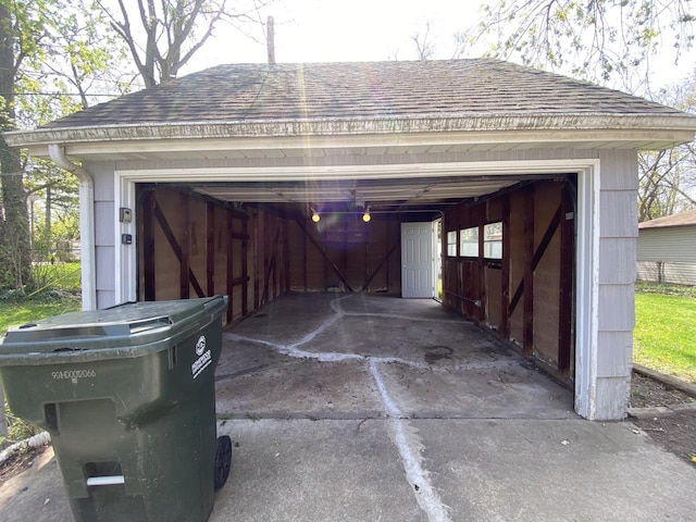 view of detached garage