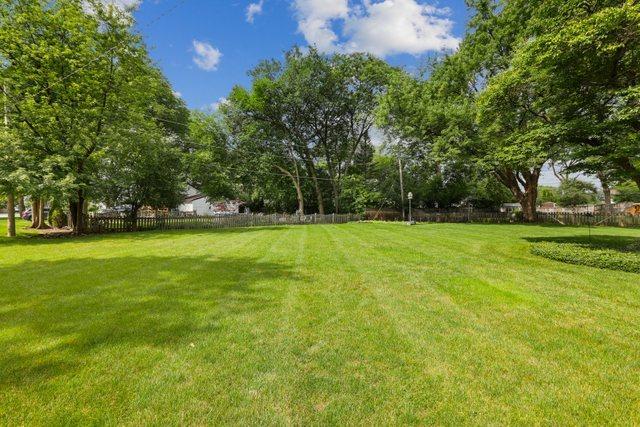 540 N Elizabeth St, Lombard, IL 60148 - photo 3