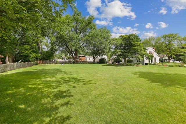 540 N Elizabeth St, Lombard, IL 60148 - photo 4