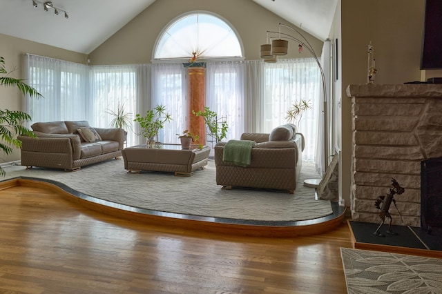 24270 N Forest Dr, Lake Zurich, IL 60047 - building lobby featuring vaulted ceiling