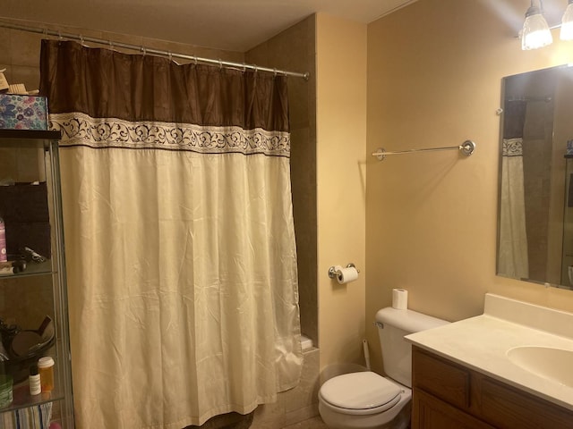 4305 W Termunde Dr, Alsip, IL 60803 - full bathroom featuring vanity, shower / bath combo with shower curtain, and toilet