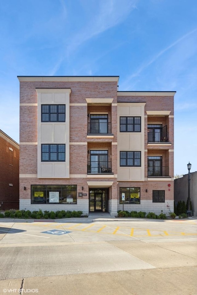 514 Hillgrove Ave Unit 303, Western Springs, IL 60558 - view of building exterior