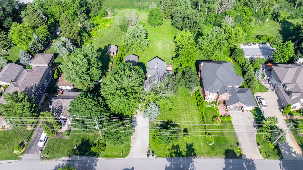 8S057 S Vine St, Hinsdale, IL 60527 - aerial perspective of suburban area