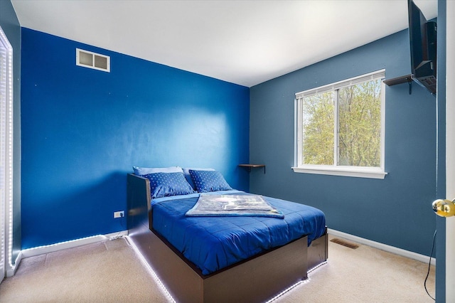 968 N Lancaster Cir S, Elgin, IL 60177 - bedroom featuring carpet flooring, baseboards, and visible vents