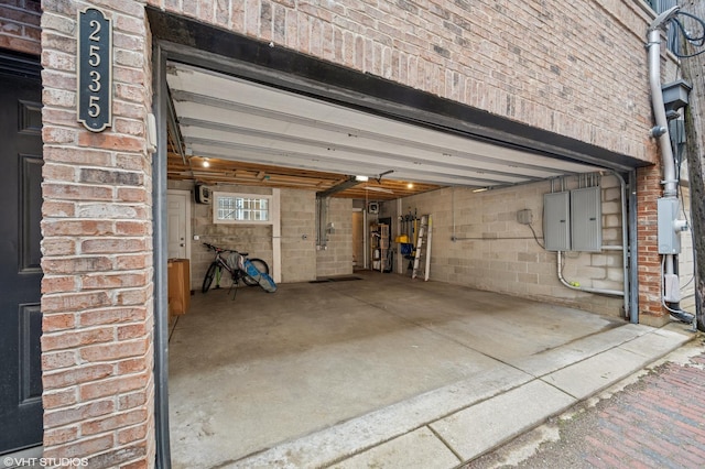 2535 N Burling St, Chicago, IL 60614 - view of garage