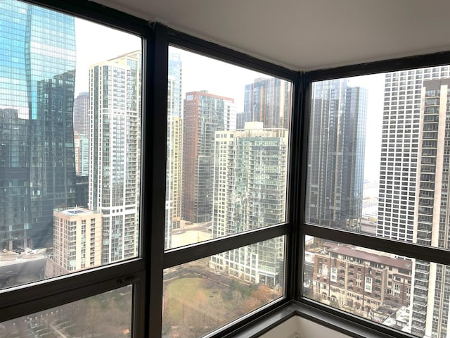 room details featuring a city view
