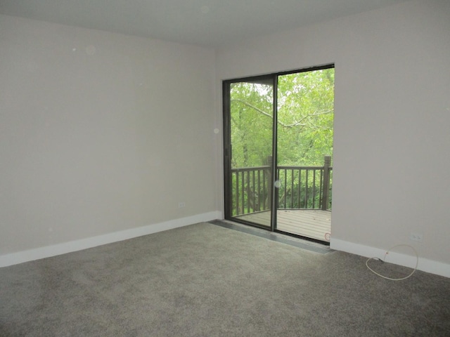 27094 W Lakeview Dr S, Lake Barrington, IL 60084 - carpeted empty room with baseboards