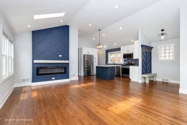 9258 S Aberdeen St, Chicago, IL 60620 - photo 10