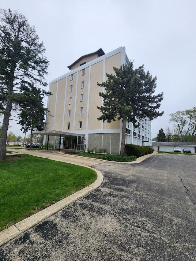 5975 N Odell Ave Unit 2C, Chicago, IL 60631 - view of building exterior