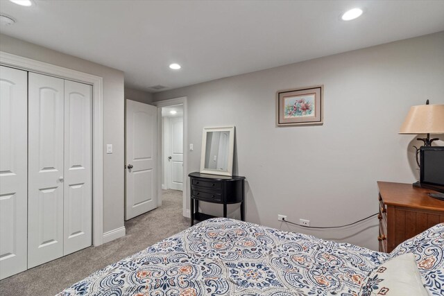 4336 N Troy St, Chicago, IL 60618 - bedroom featuring carpet flooring, recessed lighting, baseboards, and a closet