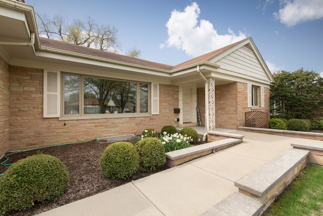2001 Woodland Ave, Park Ridge, IL 60068 - property entrance with roof with shingles
