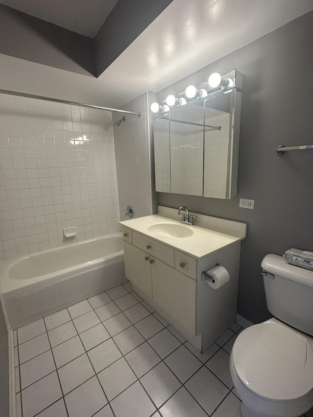 7091 W Touhy Ave Unit 509, Niles, IL 60714 - full bathroom featuring tile patterned flooring, toilet, vanity, and  shower combination