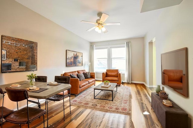 4240 N Clarendon Ave Unit 301S, Chicago, IL 60613 - living area featuring light wood-type flooring, ceiling fan, and baseboards