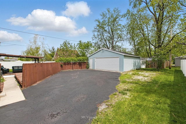 detached garage with fence