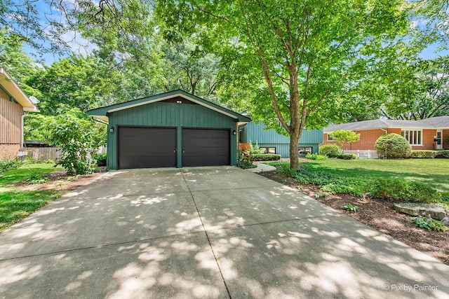 622 Katherine St, Saint Charles, IL 60174 - view of front facade with a front yard and concrete driveway