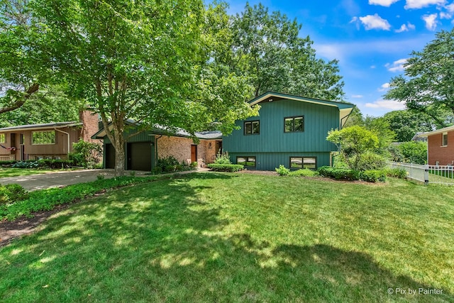 622 Katherine St, Saint Charles, IL 60174 - split level home featuring concrete driveway and an attached garage