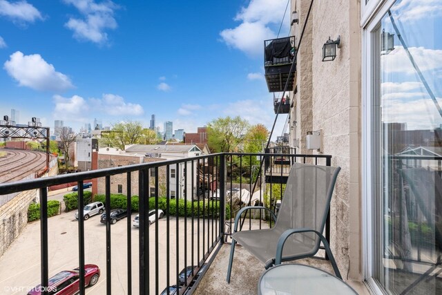 949 N Willard Ct Unit 302, Chicago, IL 60642 - balcony with a city view