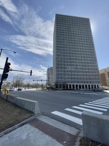 6700 S S Shore Dr Unit 21B, Chicago, IL 60649 - view of street with traffic lights, sidewalks, and street lighting