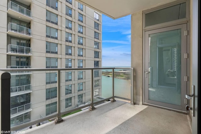 600 N Lake Shore Dr Unit 1309, Chicago, IL 60611 - balcony with a water view