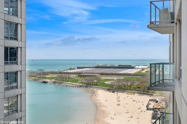 600 N Lake Shore Dr Unit 1309, Chicago, IL 60611 - property view of water with a view of the beach