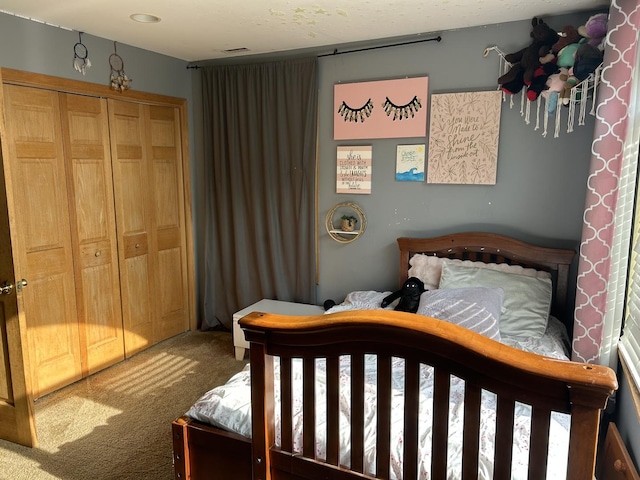 bedroom featuring carpet floors