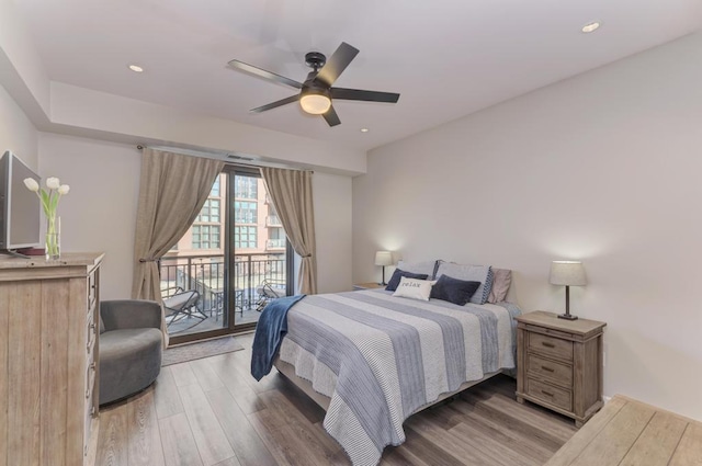 1111 S State St Unit A500, Chicago, IL 60605 - bedroom featuring access to outside, a ceiling fan, wood finished floors, and recessed lighting