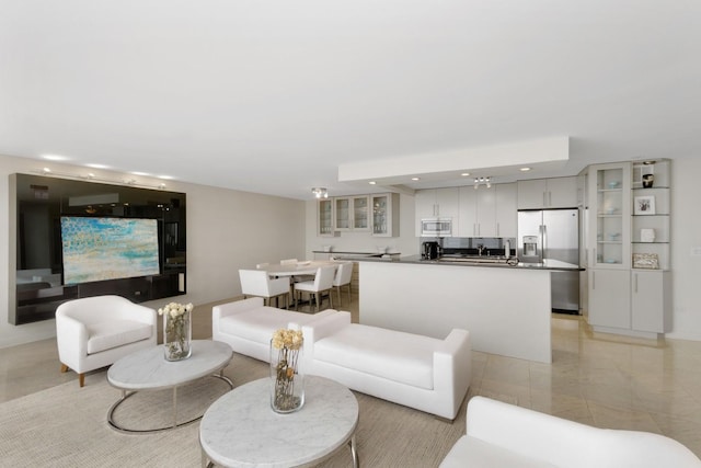 living area featuring recessed lighting