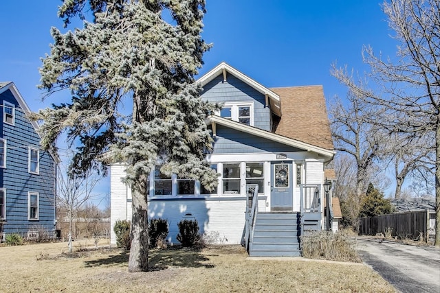 360 W Maple St, Lombard, IL 60148 - bungalow-style house with brick siding and fence