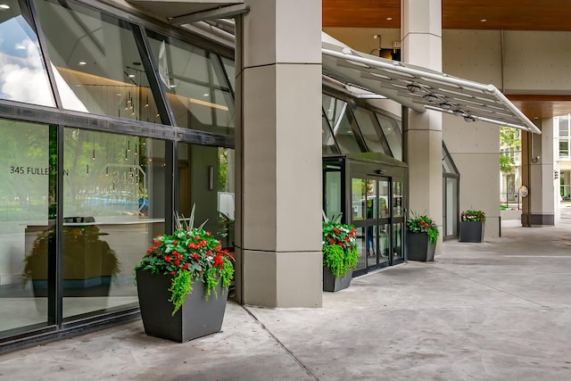345 W Fullerton Pkwy Unit 1303, Chicago, IL 60614 - photo 1