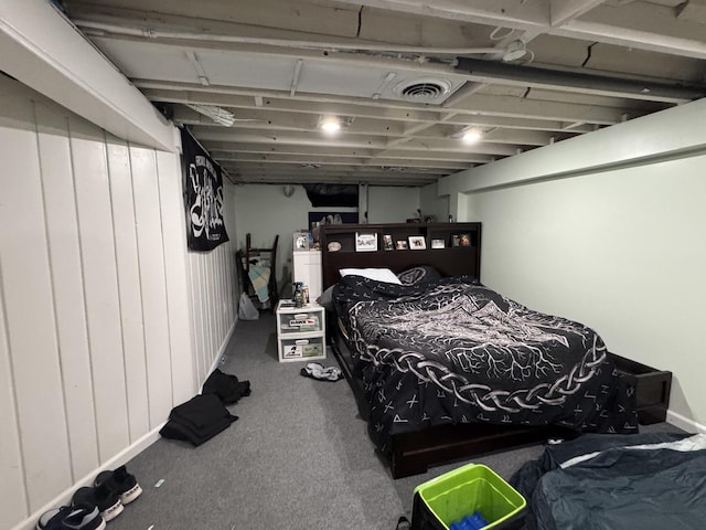 bedroom with carpet flooring, baseboards, and visible vents