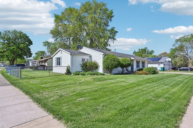 27 Arlington Dr, Romeoville, IL 60446 - view of side of home