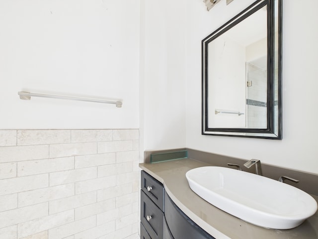 5555 S Everett Ave Unit B3-4, Chicago, IL 60637 - bathroom featuring vanity