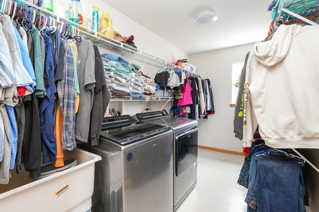1678 Eagles Lndg N, Manteno, IL 60950 - washroom with washing machine and clothes dryer, baseboards, and light flooring