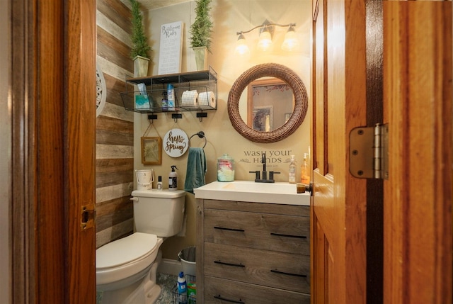 1107 N Bailey Dr, Pontiac, IL 61764 - half bathroom with toilet and vanity