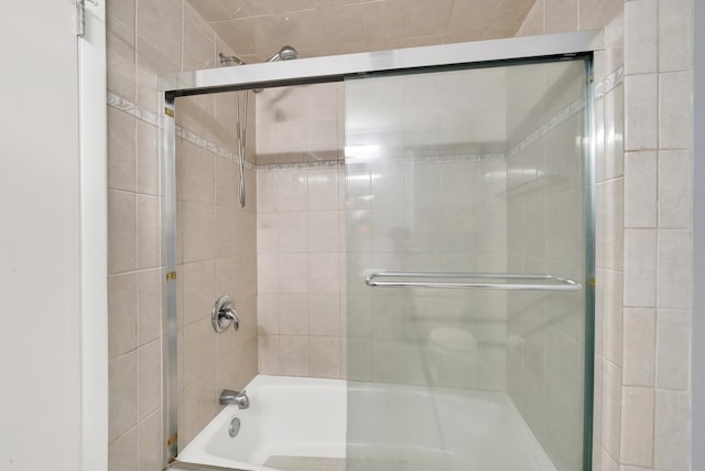 4424 Maple Ave, Brookfield, IL 60513 - bathroom featuring enclosed tub / shower combo