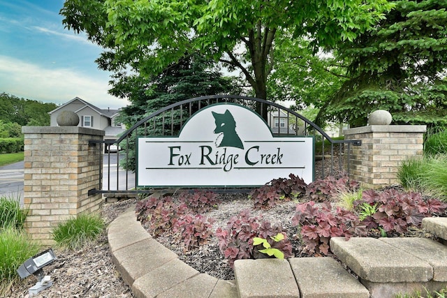 3244 Foxridge Ct, Woodridge, IL 60517 - view of community / neighborhood sign