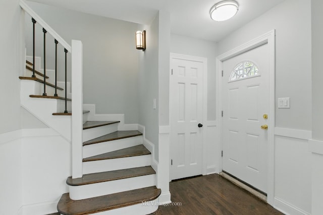 8907 S Luella Ave, Chicago, IL 60617 - foyer entrance with dark wood-style floors and stairs