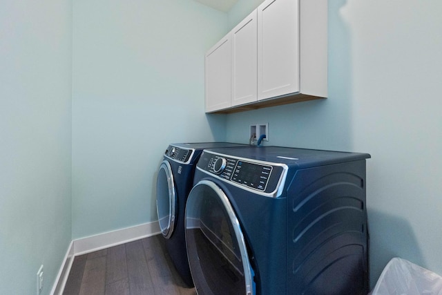 840 Coventry Cir N, Sycamore, IL 60178 - clothes washing area with cabinet space, independent washer and dryer, baseboards, and dark wood-style floors