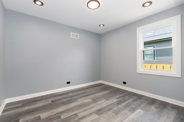 16910 Lincoln St, Hazel Crest, IL 60429 - spare room featuring dark wood-style floors, baseboards, and recessed lighting