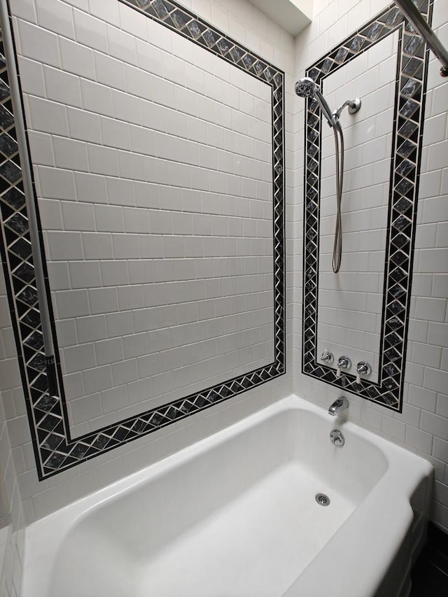 3114 N Long Ave, Chicago, IL 60641 - full bathroom featuring tiled shower