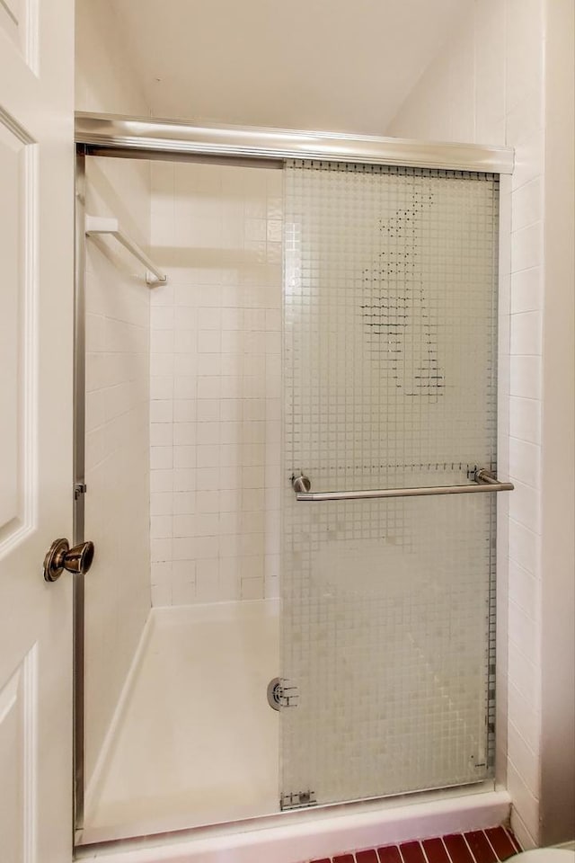 1608 Pennsbury Ct Unit A2, Wheeling, IL 60090 - full bath featuring a shower stall