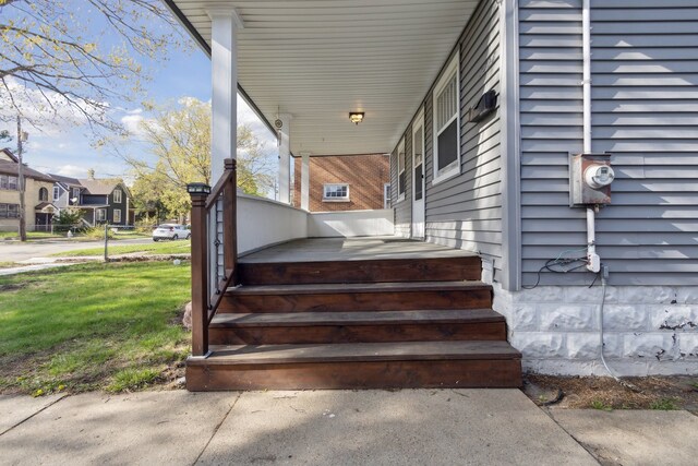 2228 8th St, Rockford, IL 61104 - view of staircase